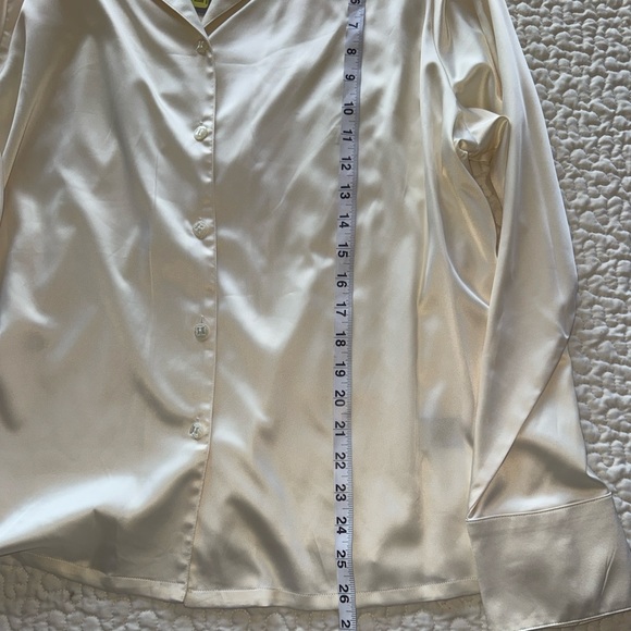 NWT Investments Cream Satin Button Down Shirt Plus Size 18W - Picture 8 of 13